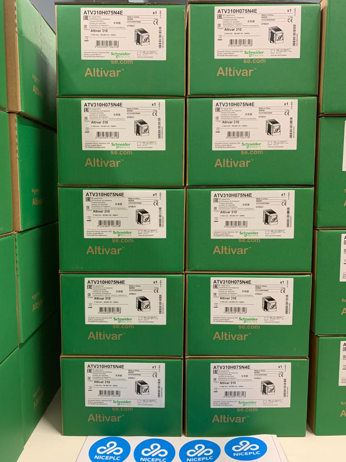 NICEPLC schneider ATV310H075N4E